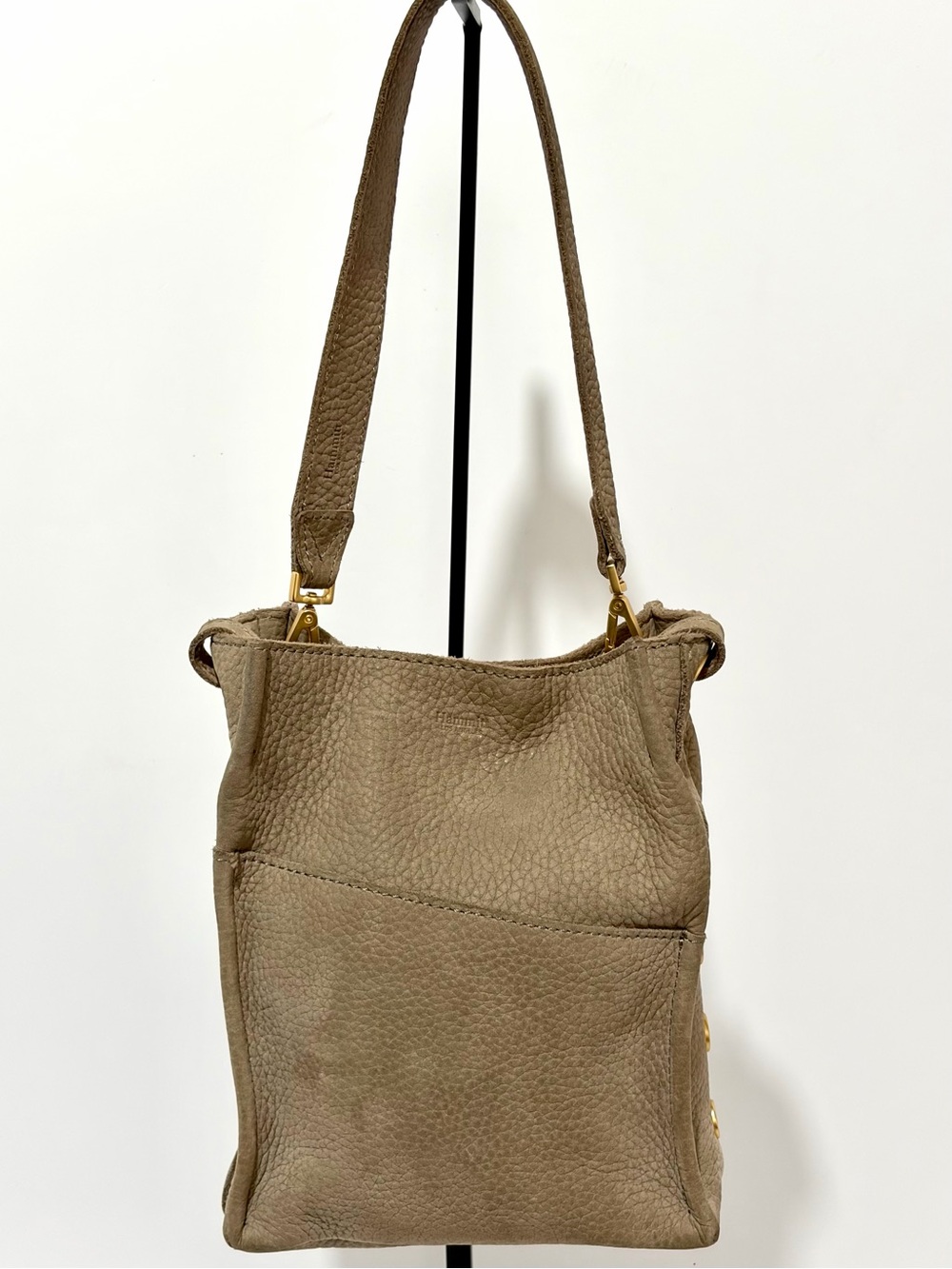 Hammitt Davis Medium Shoulder Bag In Natural Grey Nubuck Brushed Gold Hardware - Picture 6 of 11